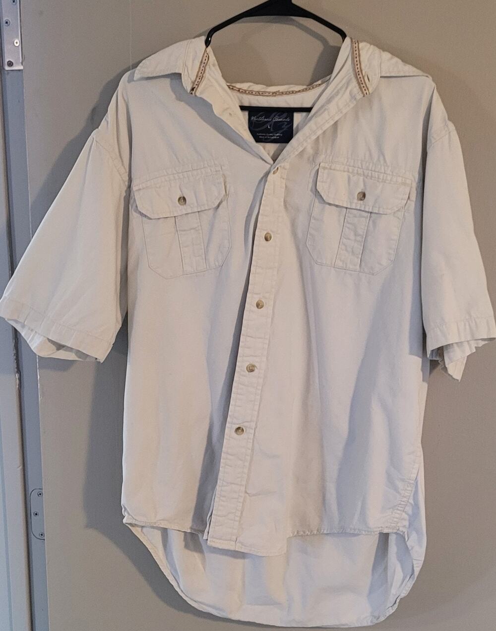 Mens button down short sleeve Large with pockets by weathered casuals